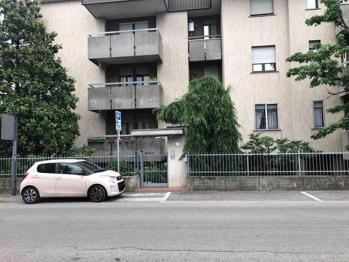 The Little Penthouse Apartment Seregno Exterior photo